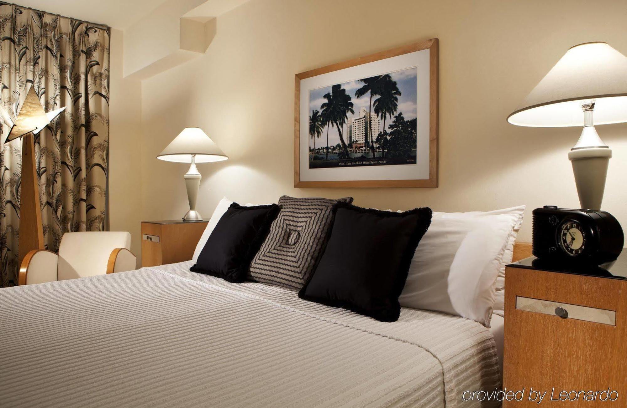 Richmond Oceanfront Hotel Miami Beach Room photo